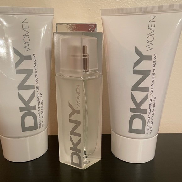 DKNY Women EDP & Shower gel - Picture 2 of 7